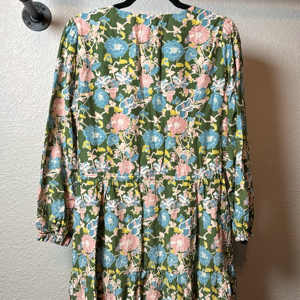 Birds of Paradis by Trovata Ainsley “B” in Spring Tendril Green Floral Dress - Picture 8 of 9